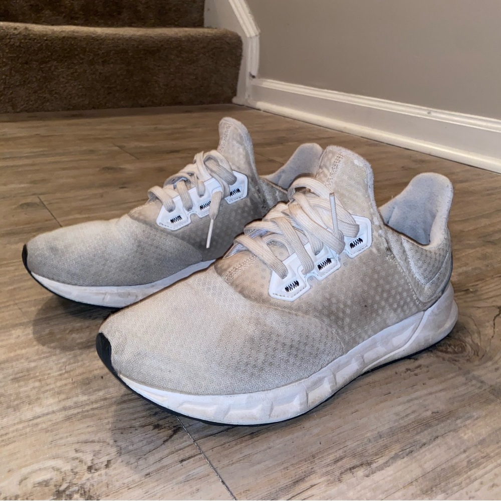 Adidas Sneakers